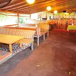 Ikiz Otel *